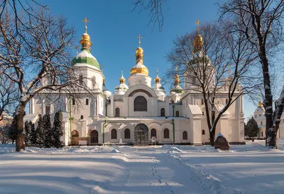 Софійський собор у Києві взимку